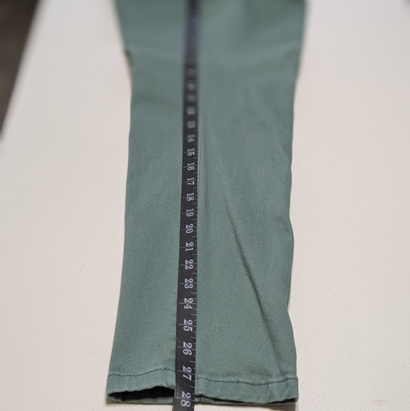 Amazon Essentials green stretchy skinny jeans 40x29 - Picture 8 of 14